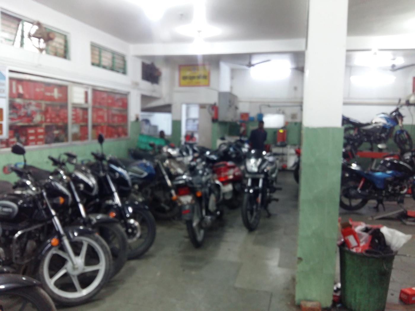 Hero Motocorp, Newada, Sundarpur, Varanasi