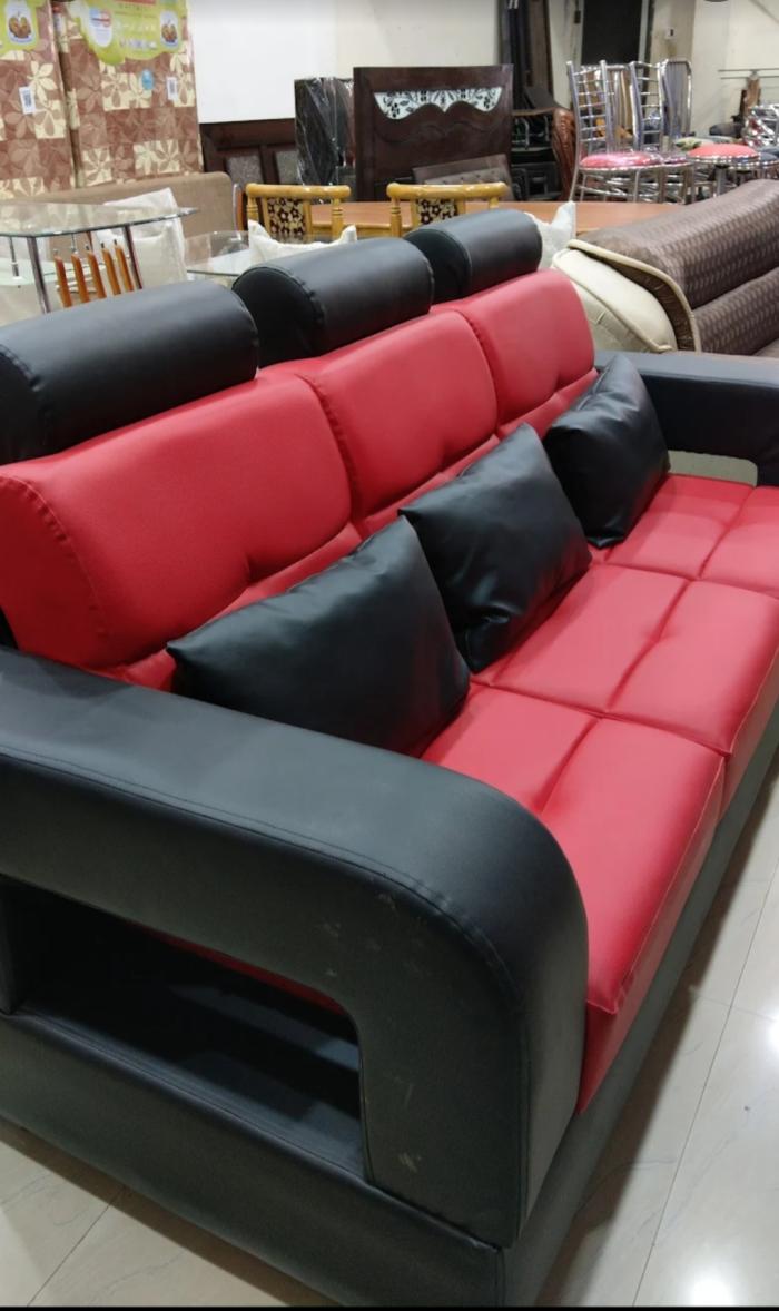 Furniture Mart, Maldahiya